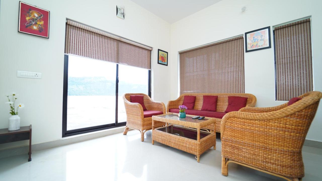 Vrindhavan Mist * Kanthalloor