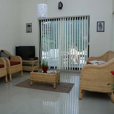 Vrindhavan Mist City Resorts Kanthalloor Room photo